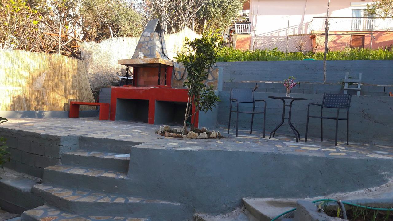 Studios Maria Skala Marion Exterior photo